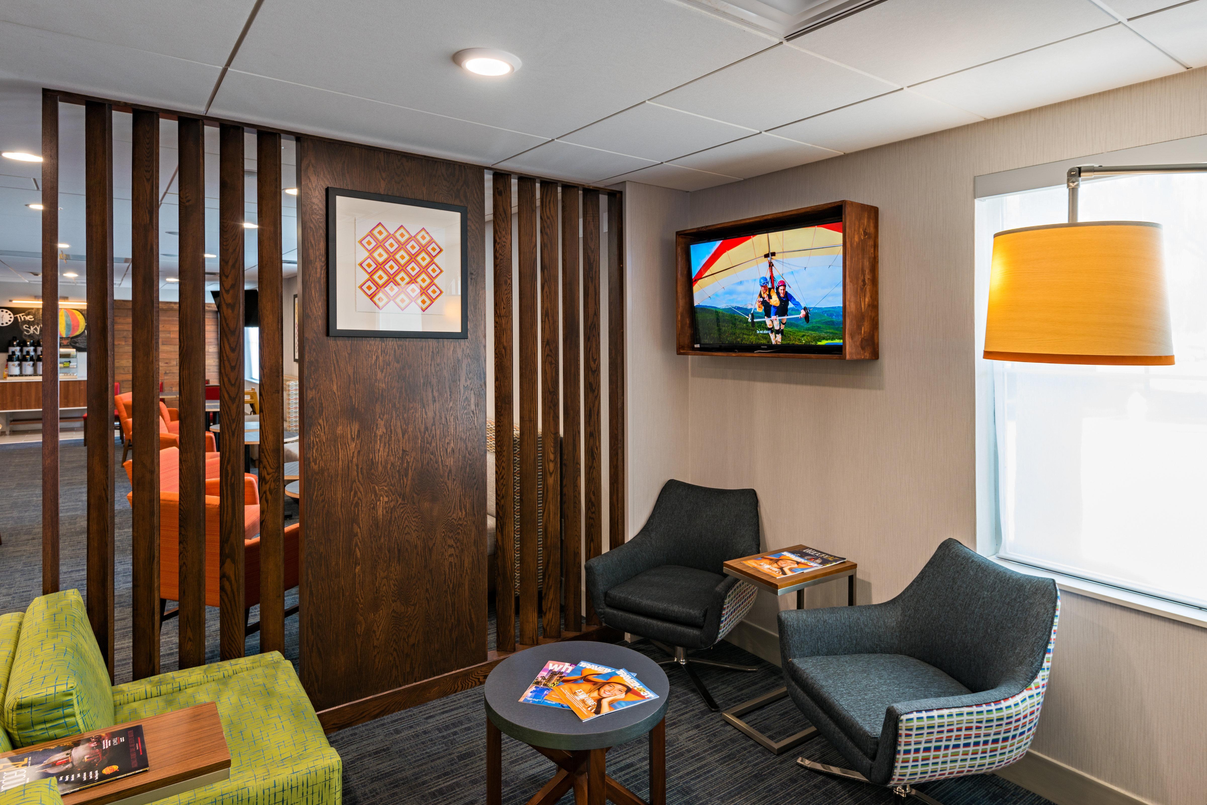 Holiday Inn Express Peoria North - Glendale By Ihg Exterior foto