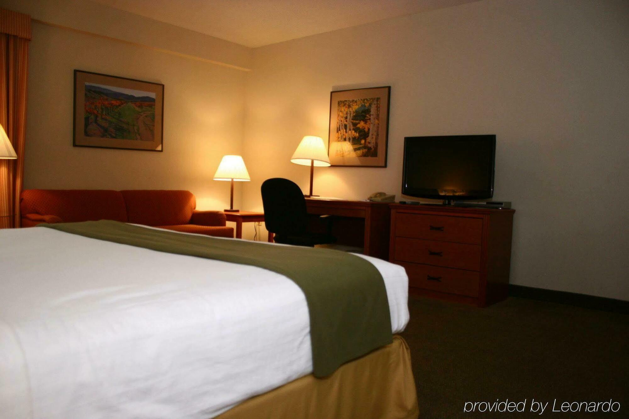 Holiday Inn Express Peoria North - Glendale By Ihg Exterior foto